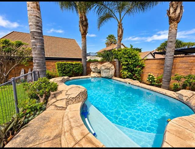 3 BEDROOM PROPERTY TO RENT IN GLEN MARAIS